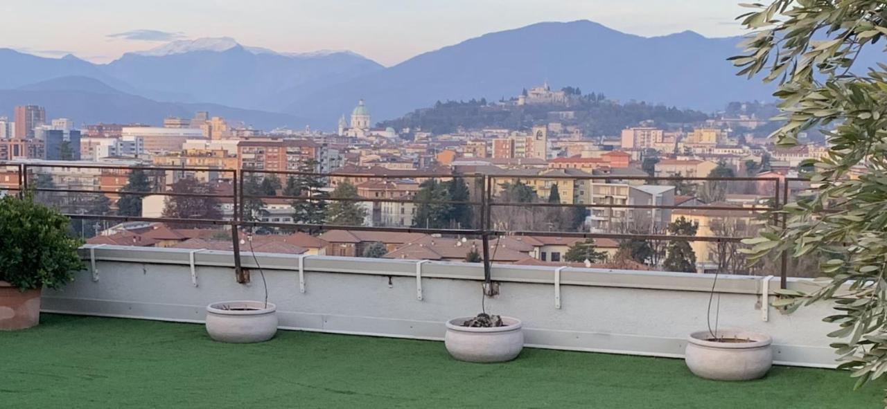 Attico Sky Garden Brescia Exterior foto