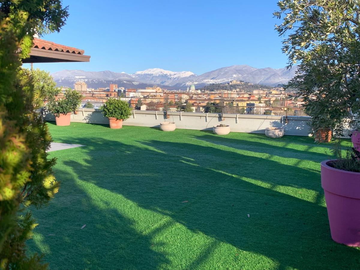 Attico Sky Garden Brescia Exterior foto
